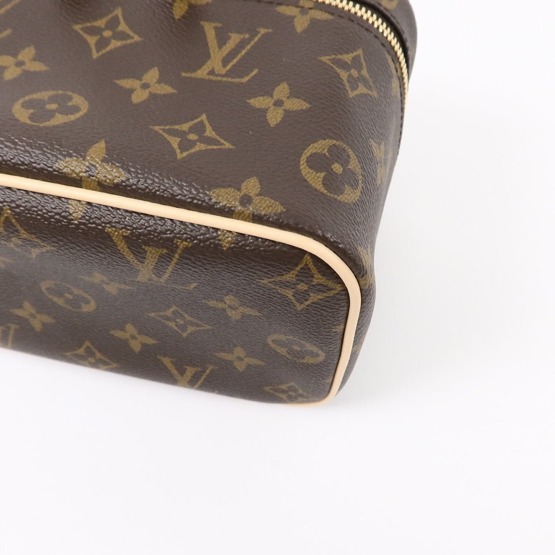 LV Nice Mini Vanity Monogram - 10