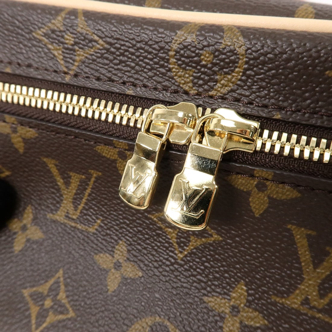 LV Nice Mini Vanity Monogram - 7