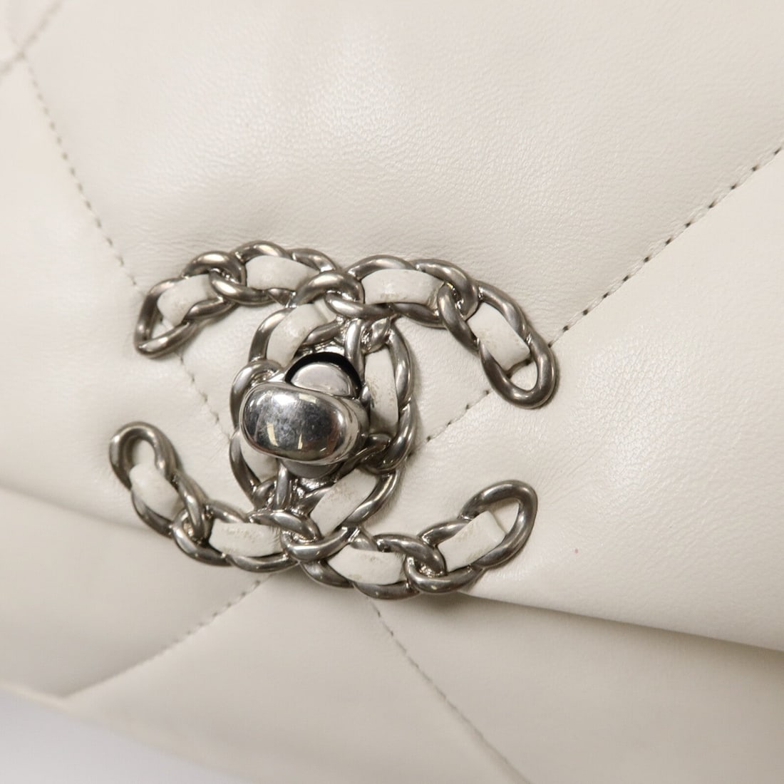 Chanel C19 Small 2WAY White - 7