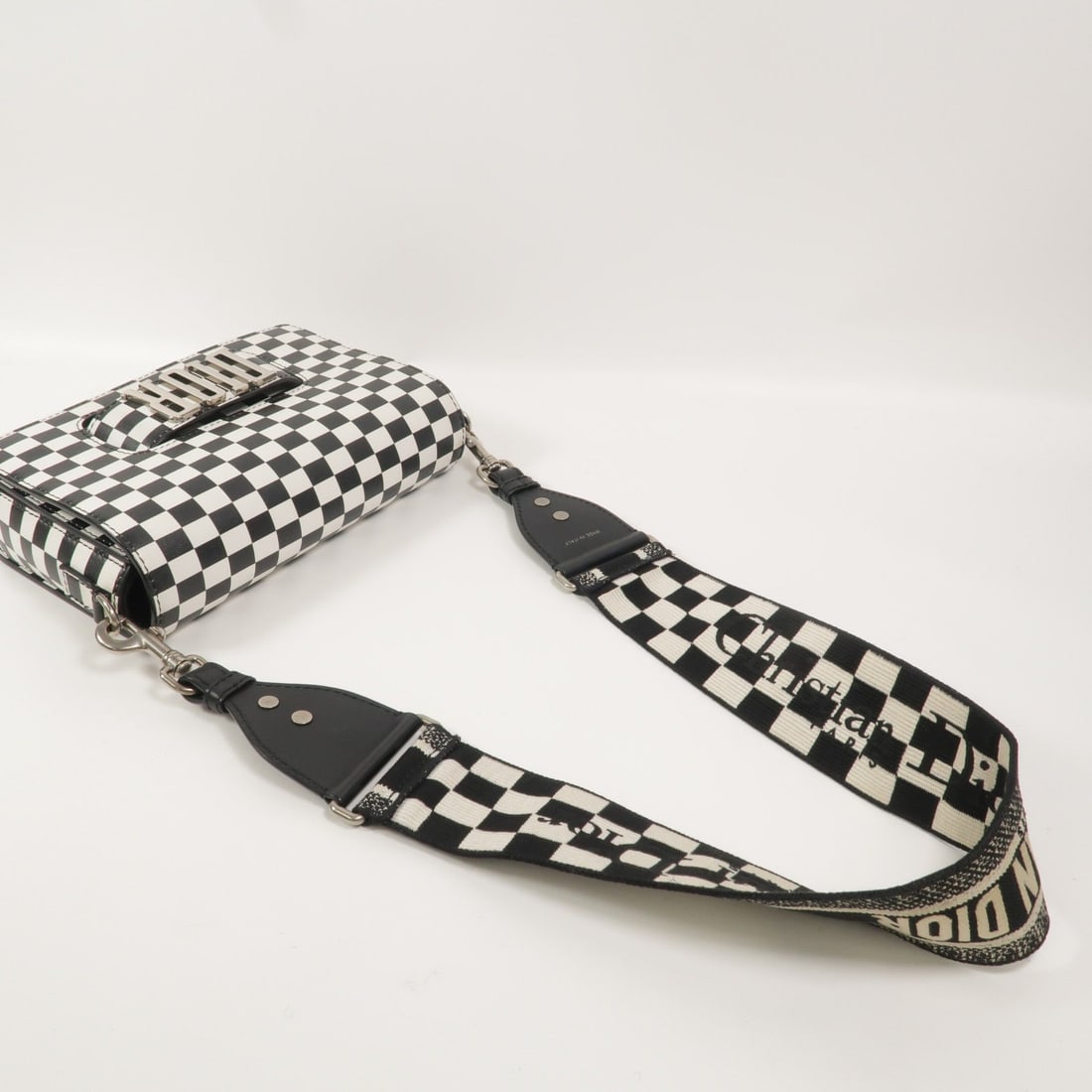 Dior Evolution Flap Black White - 8
