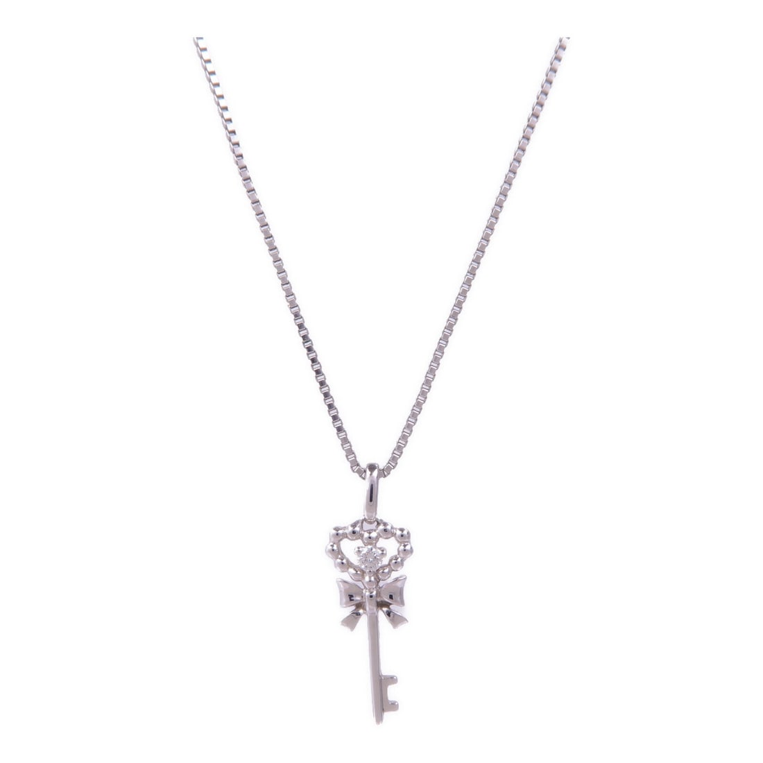 Diamond Necklace 925 Silver 18K White Gold: Clear diamond necklace in 925 sterling silver and 18K white gold; diamond 0.03ct; neck 40cm; motif 6 x 20mm; 2.4g.