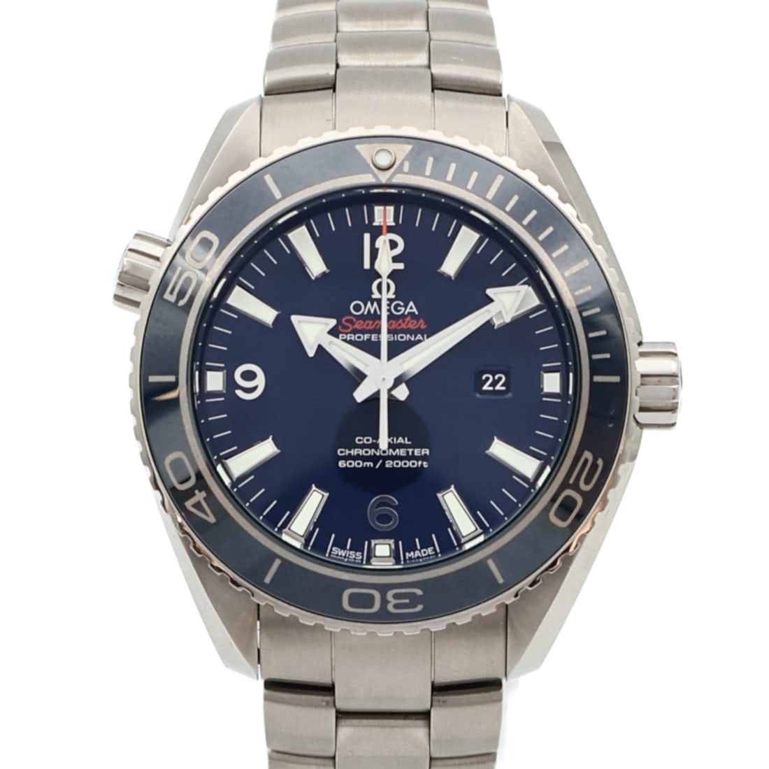 Omega Planet Ocean Auto Titanium Blue: Automatic watch in titanium, blue color. Accessories: none. Case diameter 37.5mm; max arm circumference 16.5cm; band width 16mm.