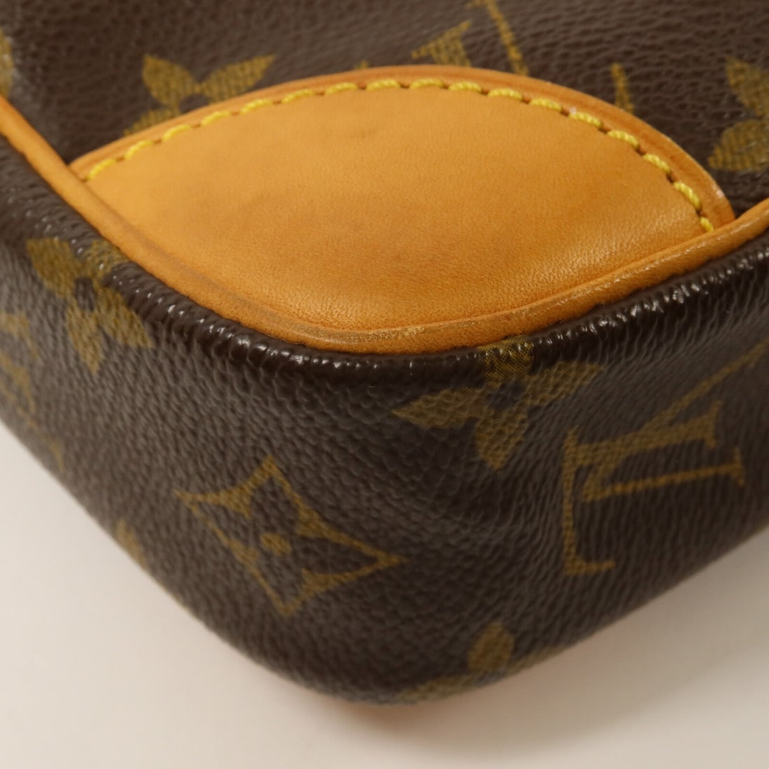Louis Vuitton Danube Monogram - 13