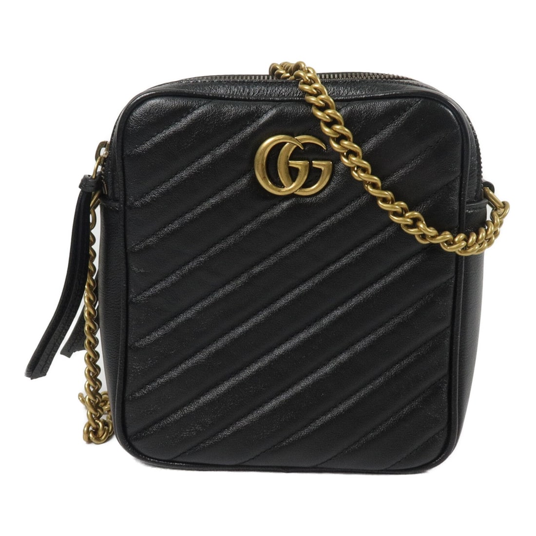 Gucci Marmont Chain Shoulder Black: Calfskin chain shoulder bag in black with GHW. Includes storage bags. Size 15.5 x 18.5 x 7 cm; shoulder 120 cm.