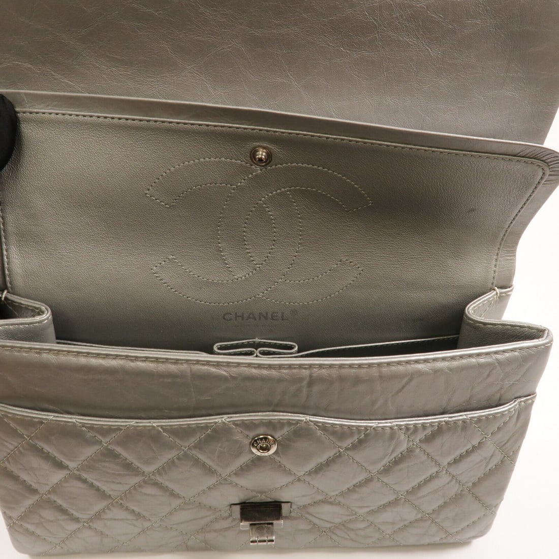 Chanel 2.55 Medium Silver SHW - 16