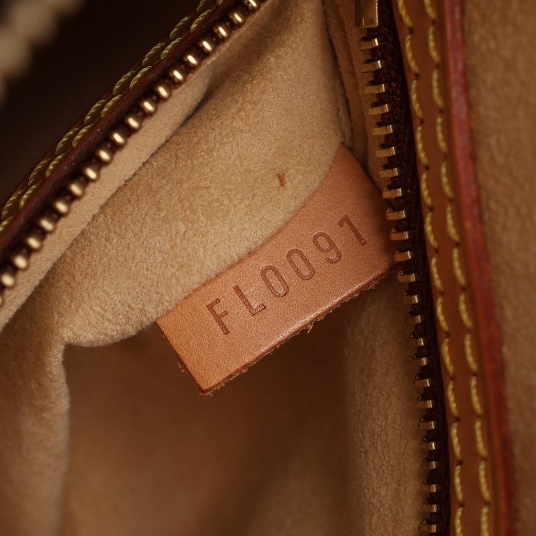 Louis Vuitton Looping MM Monogram Brown - 5