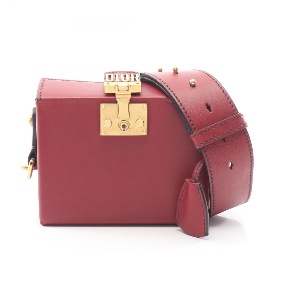 Dior Addict Small Box Red: Addict Small Box shoulder bag in red leather. Size: W16.5 x H13 x D5.5 cm. Shoulder 105-114 cm. Includes clochette and key.