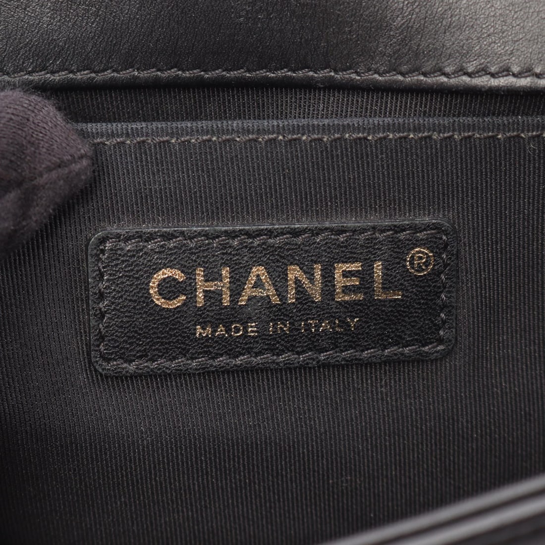 Chanel Boy Small Chevron Black - 4