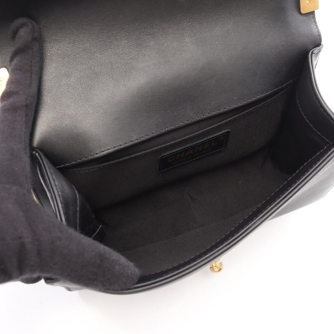 Chanel Boy Small Chevron Black - 3