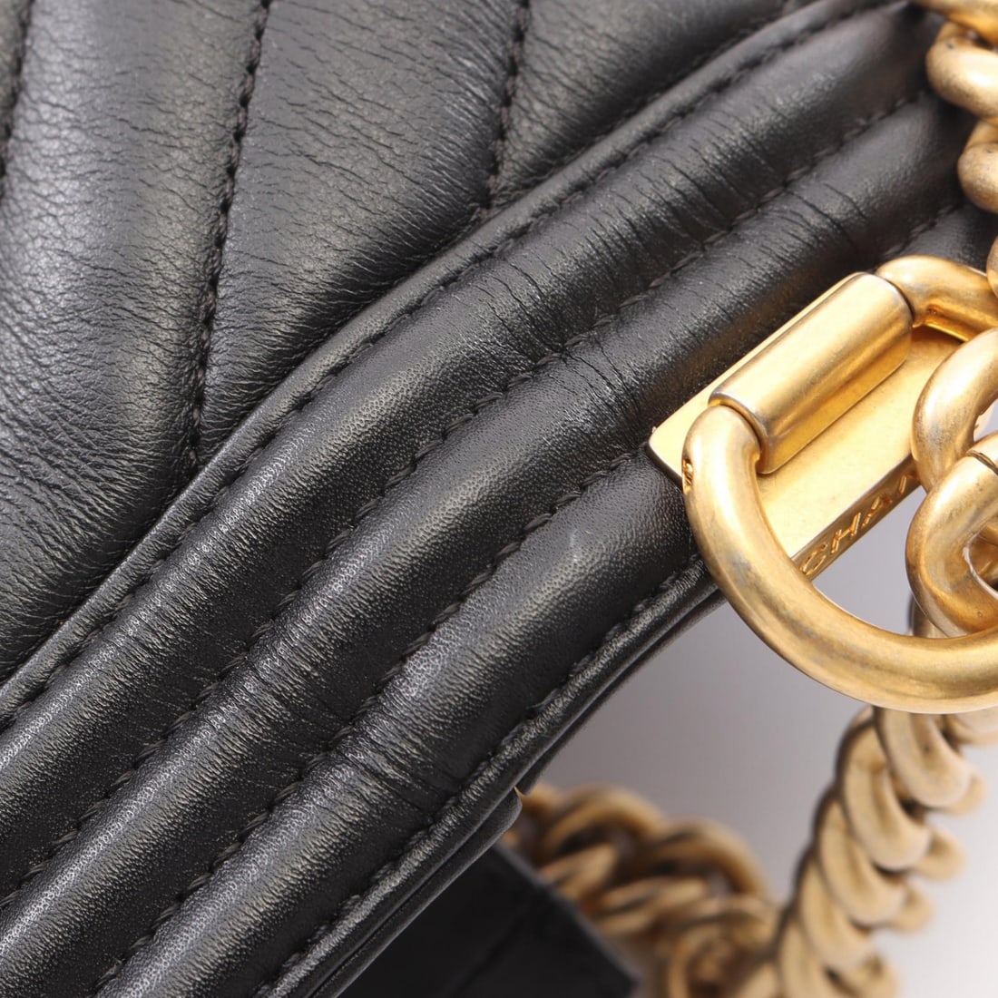 Chanel Boy Small Chevron Black - 9