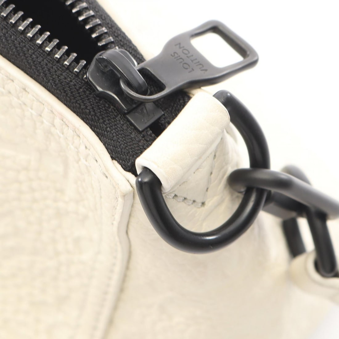 Louis Vuitton Triangle Messenger White - 6