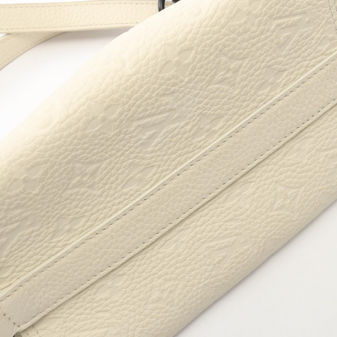 Louis Vuitton Triangle Messenger White - 8