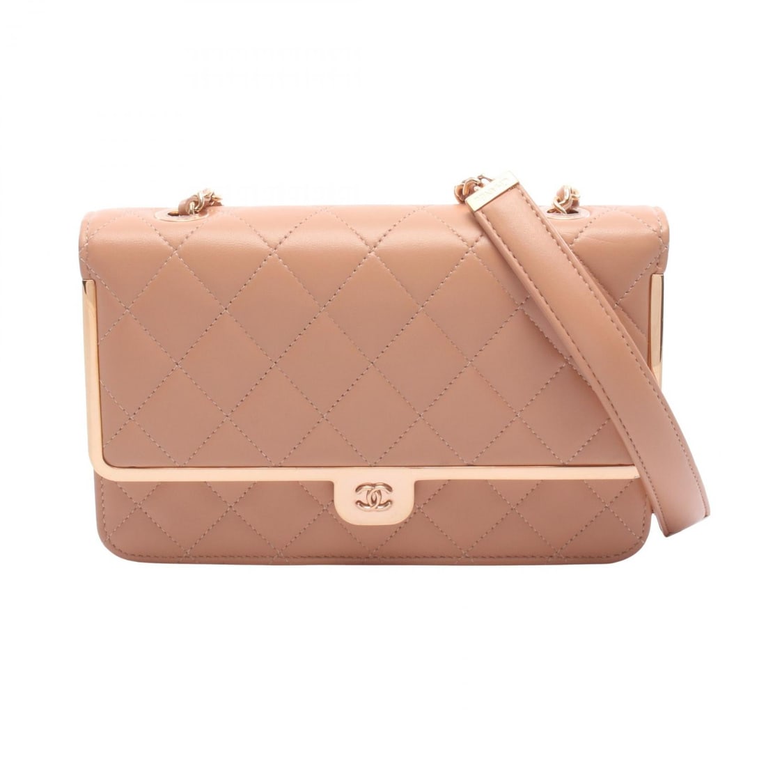 Chanel Pink Matelasse Lambskin Bag: Pink Matelasse bag in Lambskin (sheep leather). 19 x 12.5 x 4 cm; shoulder up to 125 cm.