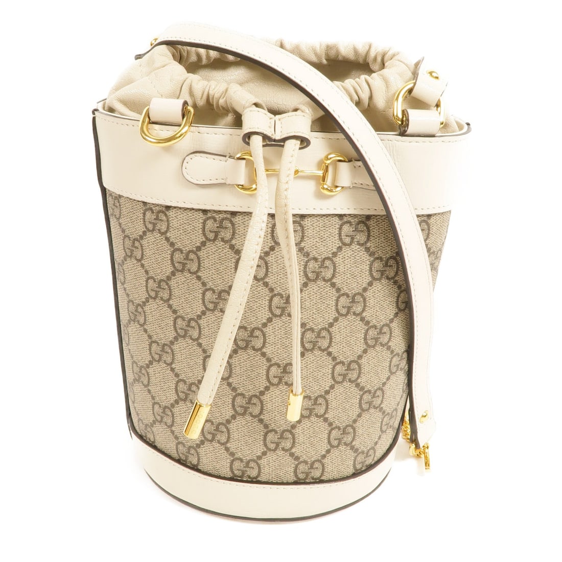 Gucci GG GHW Horsebit 1955 Gray: GG GHW Horsebit 1955 Small Bucket shoulder bag in gray, white, and beige PVC coated canvas. Size: W14 x H18.5 x D13.5 cm. Shoulder 72 cm. Includes storage bag.