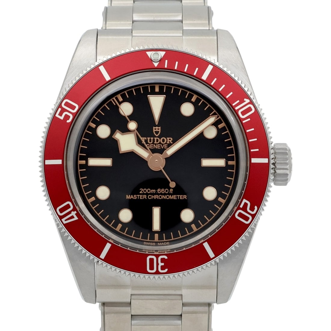 TUDOR Black Bay 7941A1A0RU Auto SS 41mm: TUDOR Black Bay 7941A1A0RU (2026) automatic watch in stainless steel with black / black color. Includes storage box and guarantee. Case diameter 41mm; max arm circumference 20cm; band width 16-20mm.