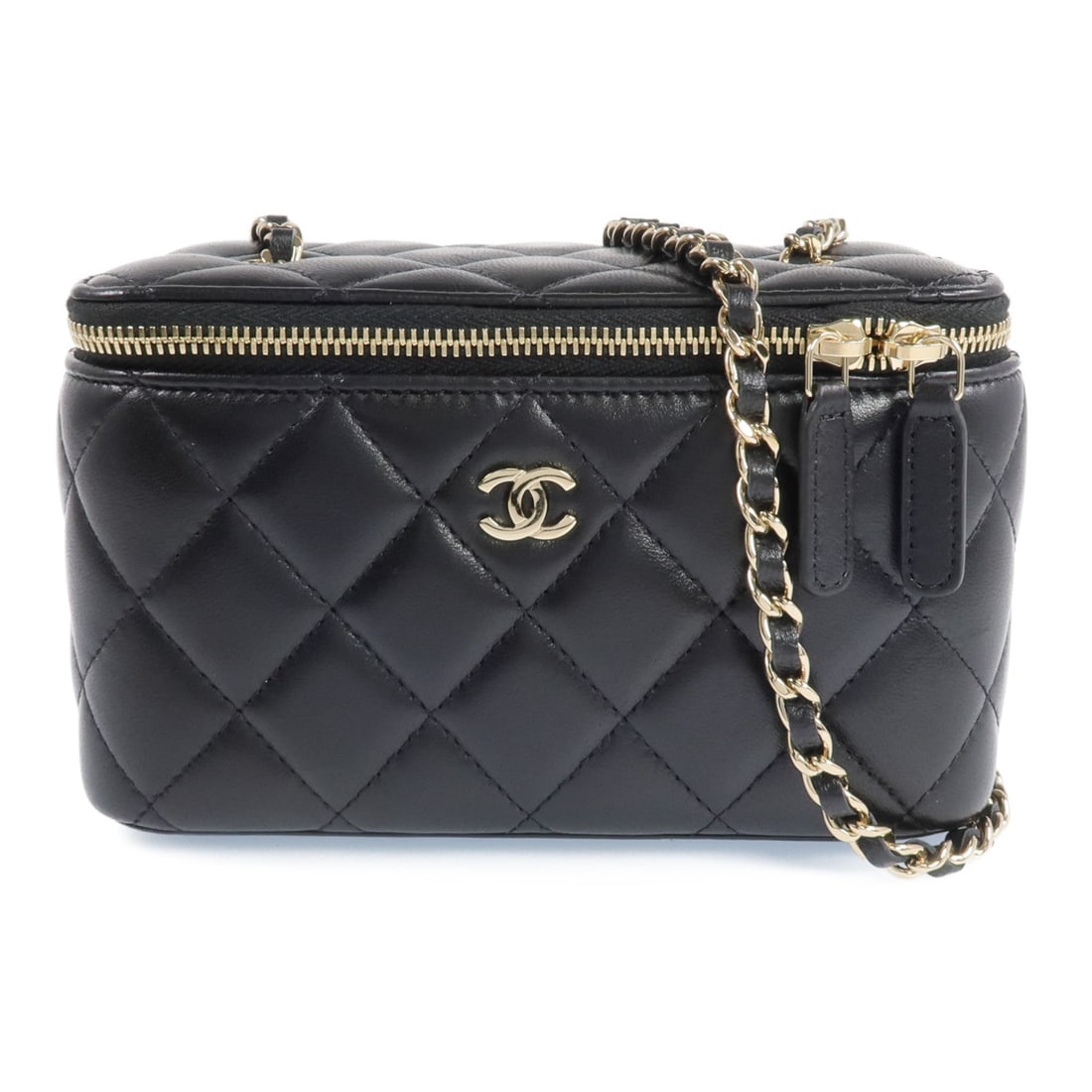 Chanel CC GHW Vanity Black Lambskin: CC GHW Vanity Case chain shoulder bag in black lambskin. Size: W16 x H10 x D8 cm. Shoulder 118 cm. Includes storage bags hologram sticker and guarantee.