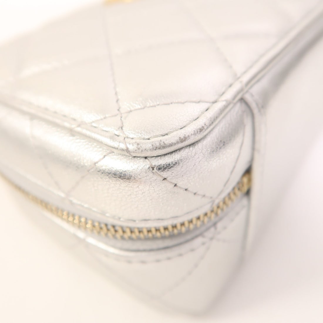 Chanel CC SHW Vanity Case Silver - 12
