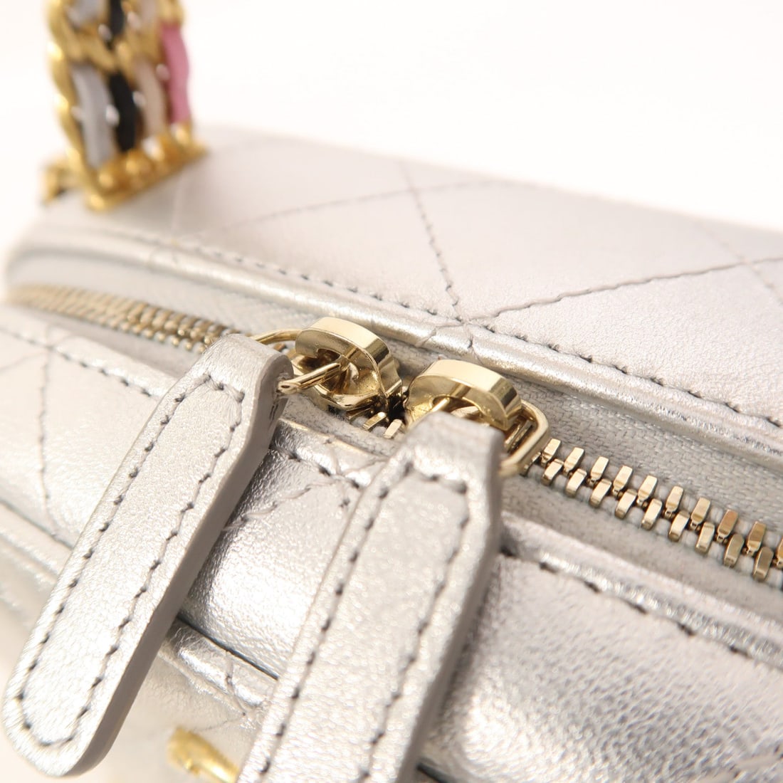 Chanel CC SHW Vanity Case Silver - 16