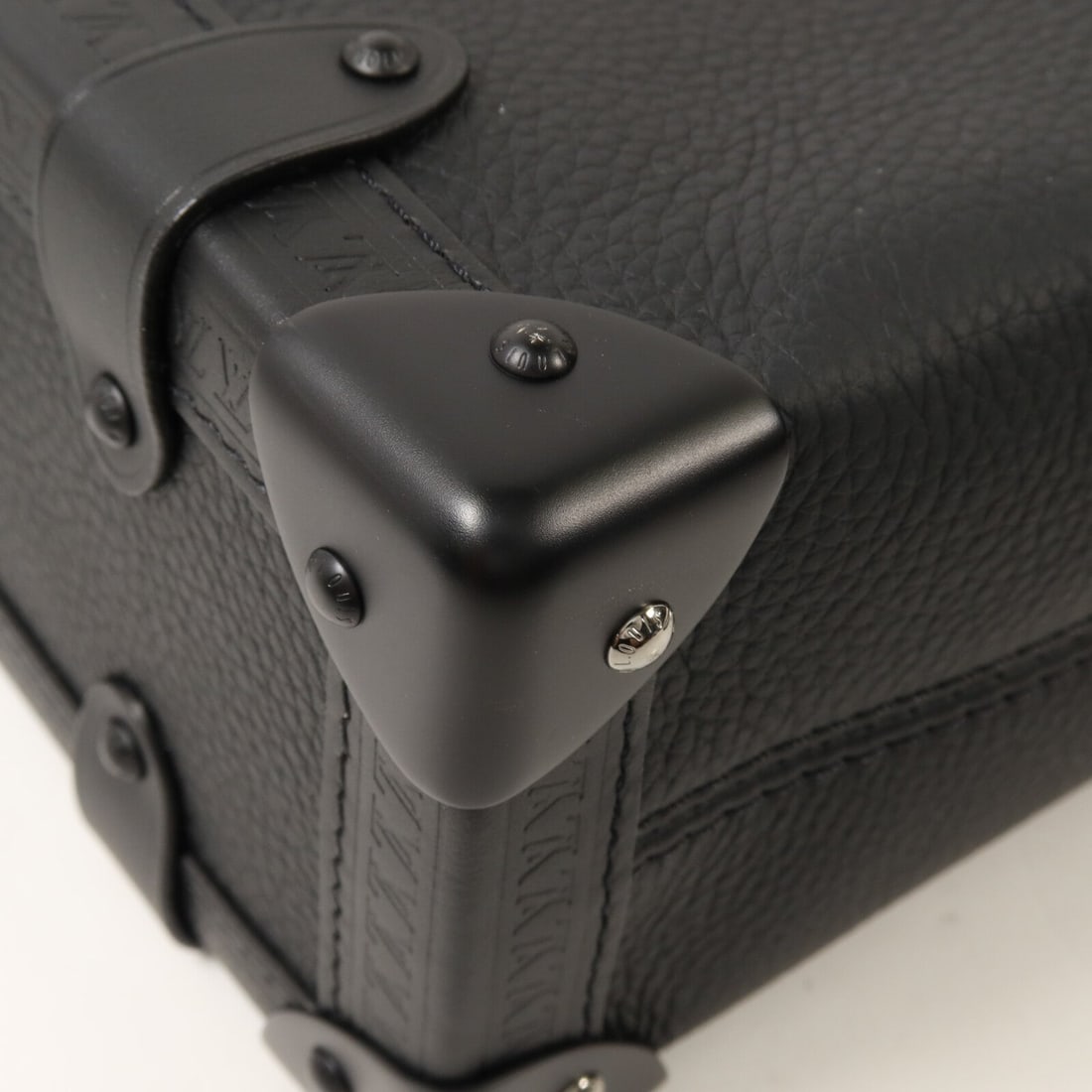 Louis Vuitton Side Trunk MM Black - 10