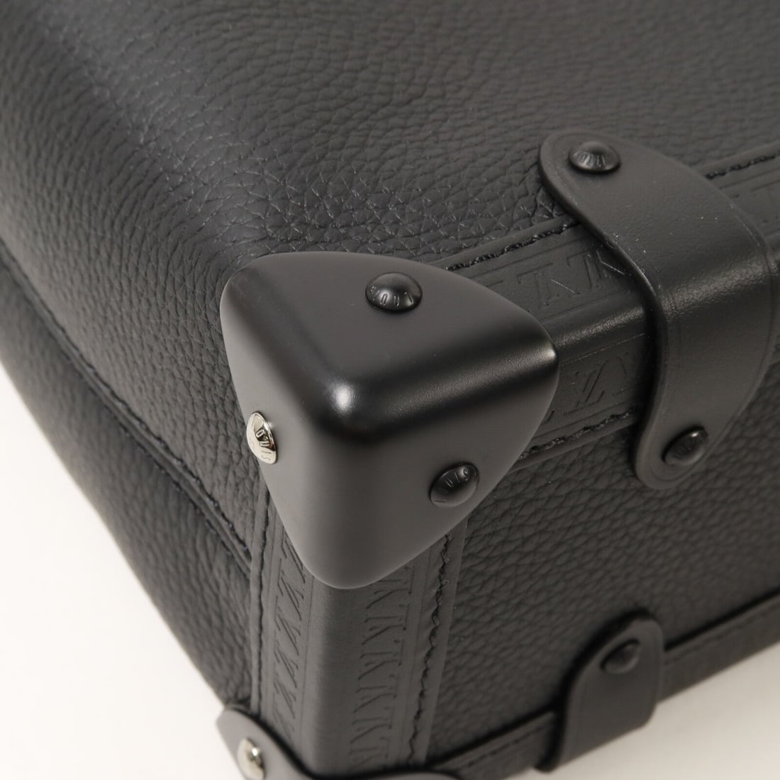 Louis Vuitton Side Trunk MM Black - 13