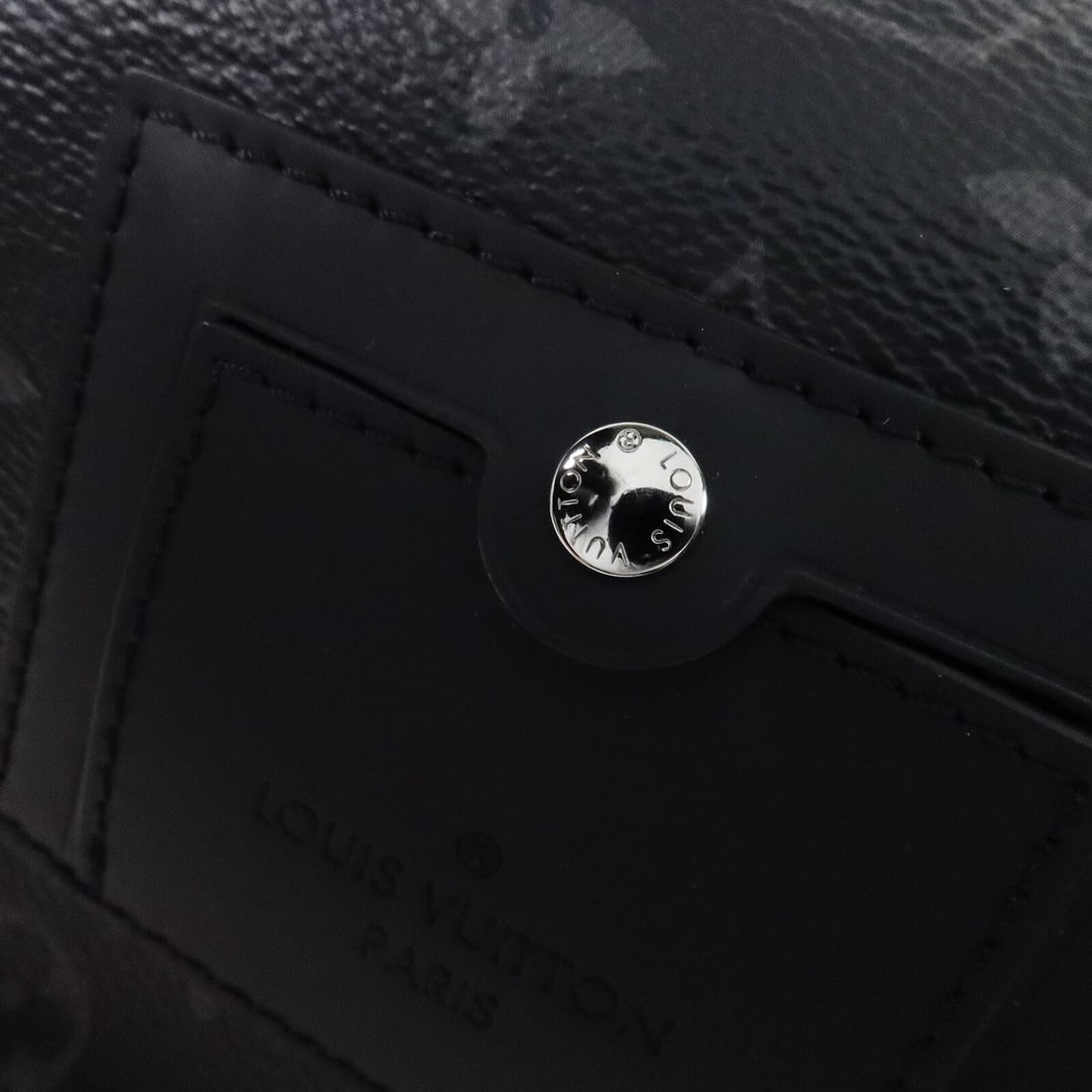 Louis Vuitton Voyager Messenger PM Eclipse - 8