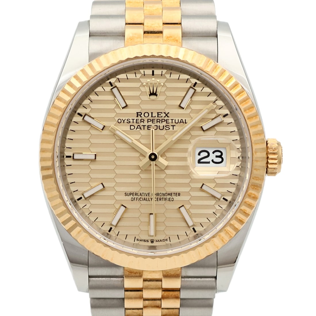 Rolex Datejust 126233 18K YG/SS Gold: Automatic watch. Color: Gold. Material: K18 (Yellow Gold), Stainless Steel. Accessories: Guarantee. Case 36mm; max wrist 16cm; band 15-20mm.