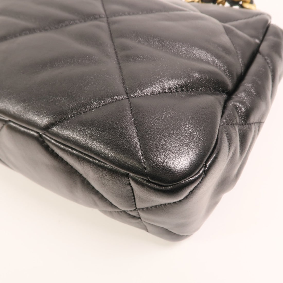 Chanel CC C19 Medium Black Lambskin - 12