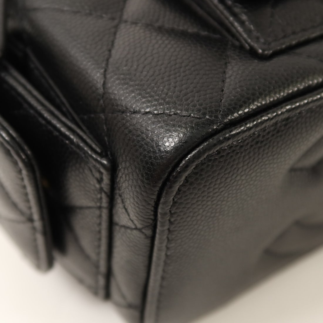Chanel CC GHW Vanity Case Black - 11