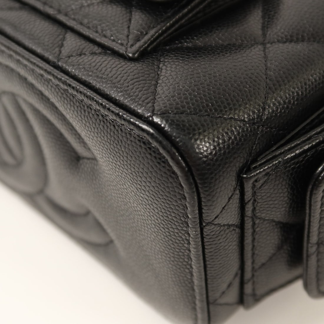 Chanel CC GHW Vanity Case Black - 12