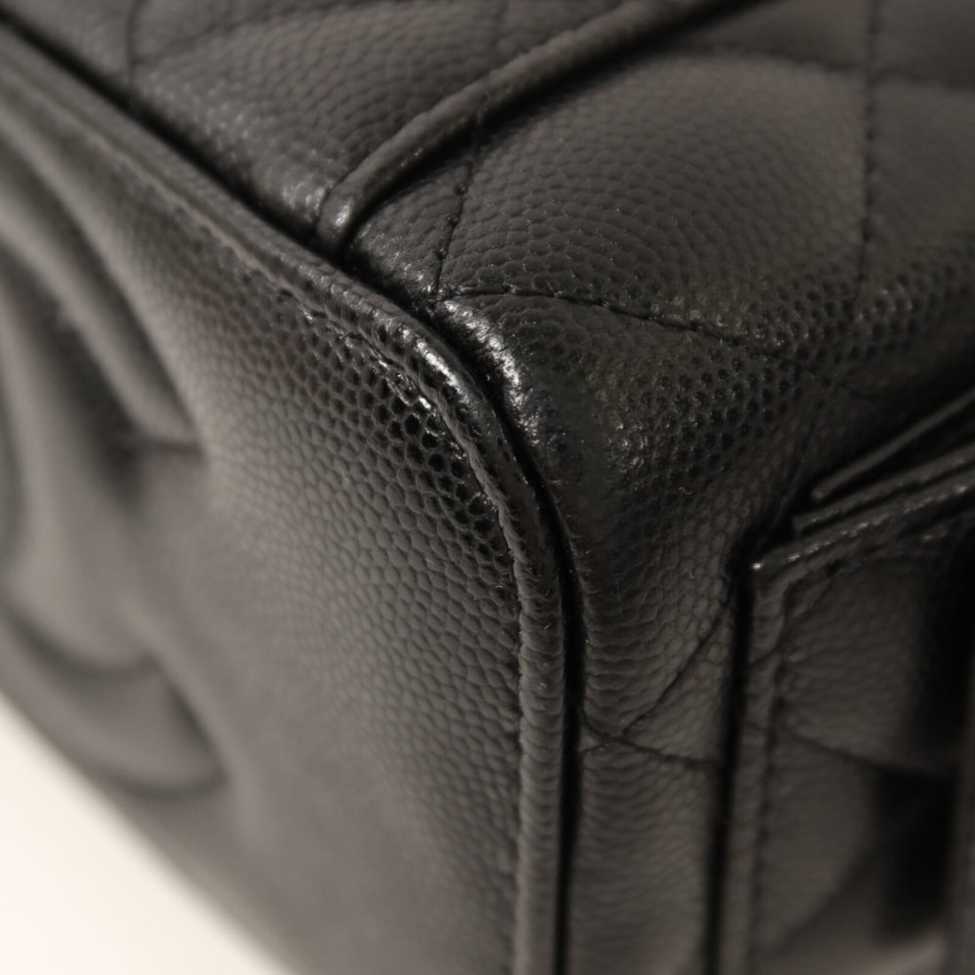 Chanel CC GHW Vanity Case Black - 14
