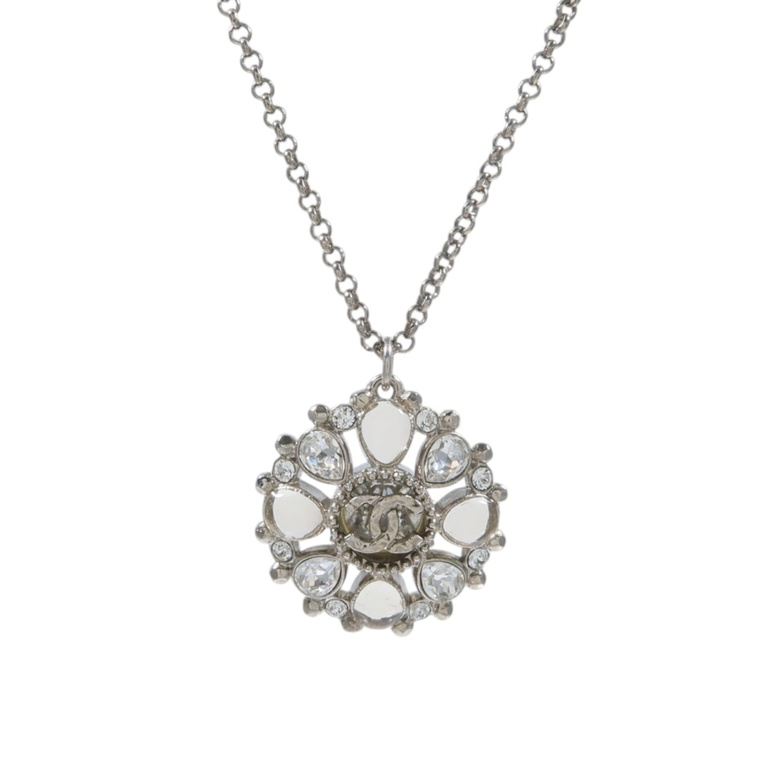 Chanel CC Necklace Metal Silver: Color: Silver / Silver; Material: Other Metal; Neck: 60cm; Motif: 30mm x 30mm.