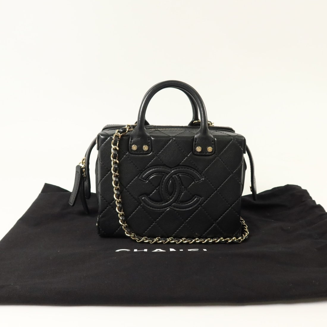 Chanel Vanity Case Small GHW Black - 10