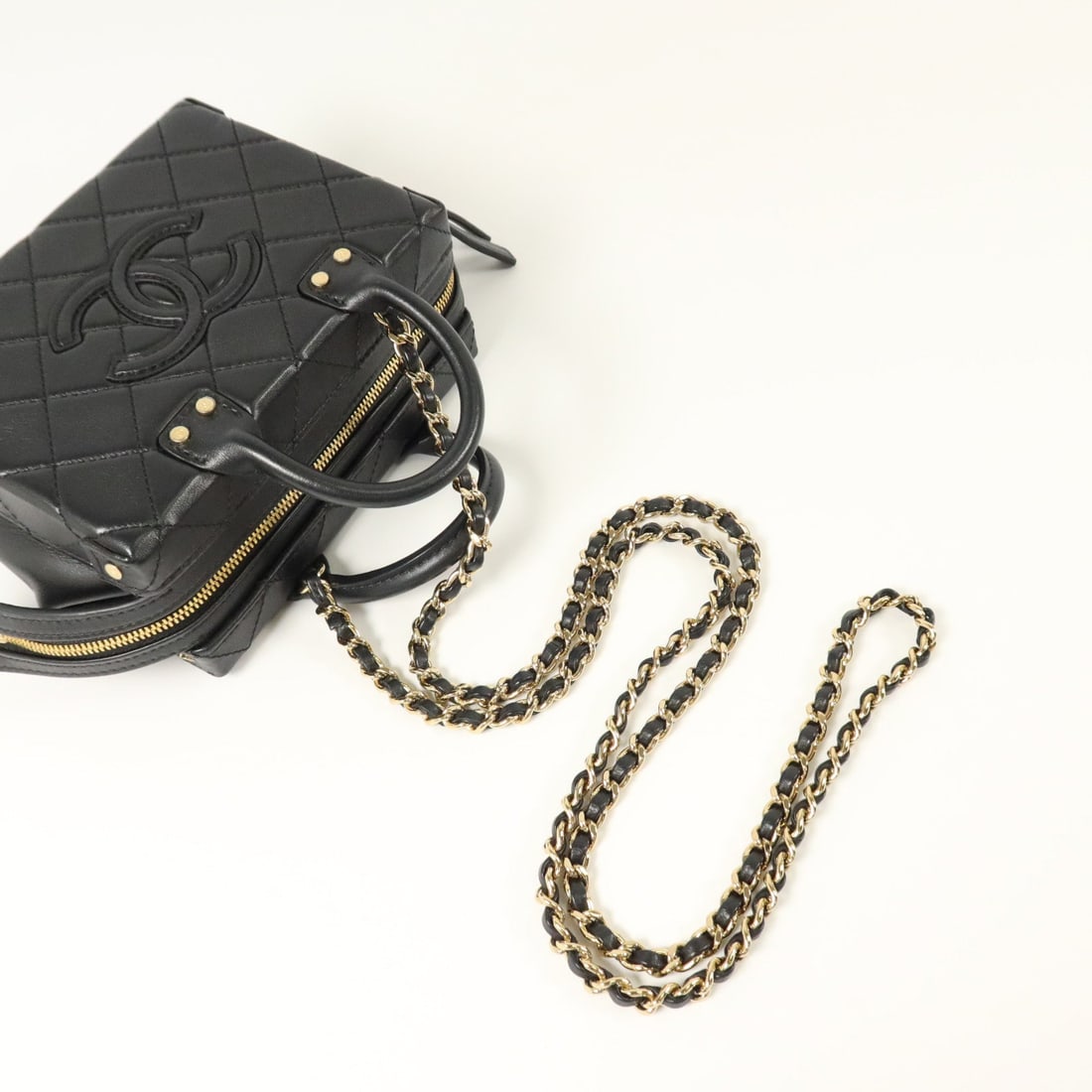Chanel Vanity Case Small GHW Black - 8