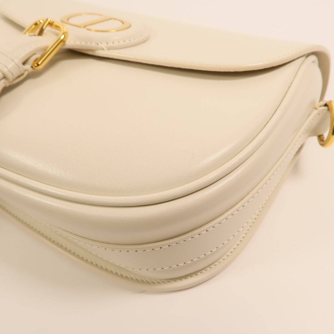 Dior CD GHW Bobby Medium White - 12