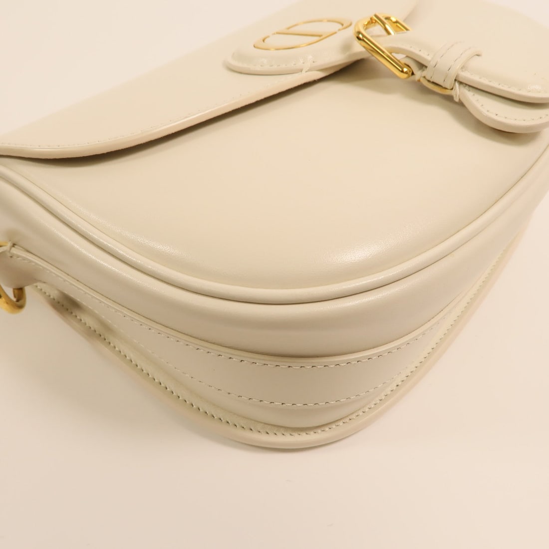 Dior CD GHW Bobby Medium White - 13
