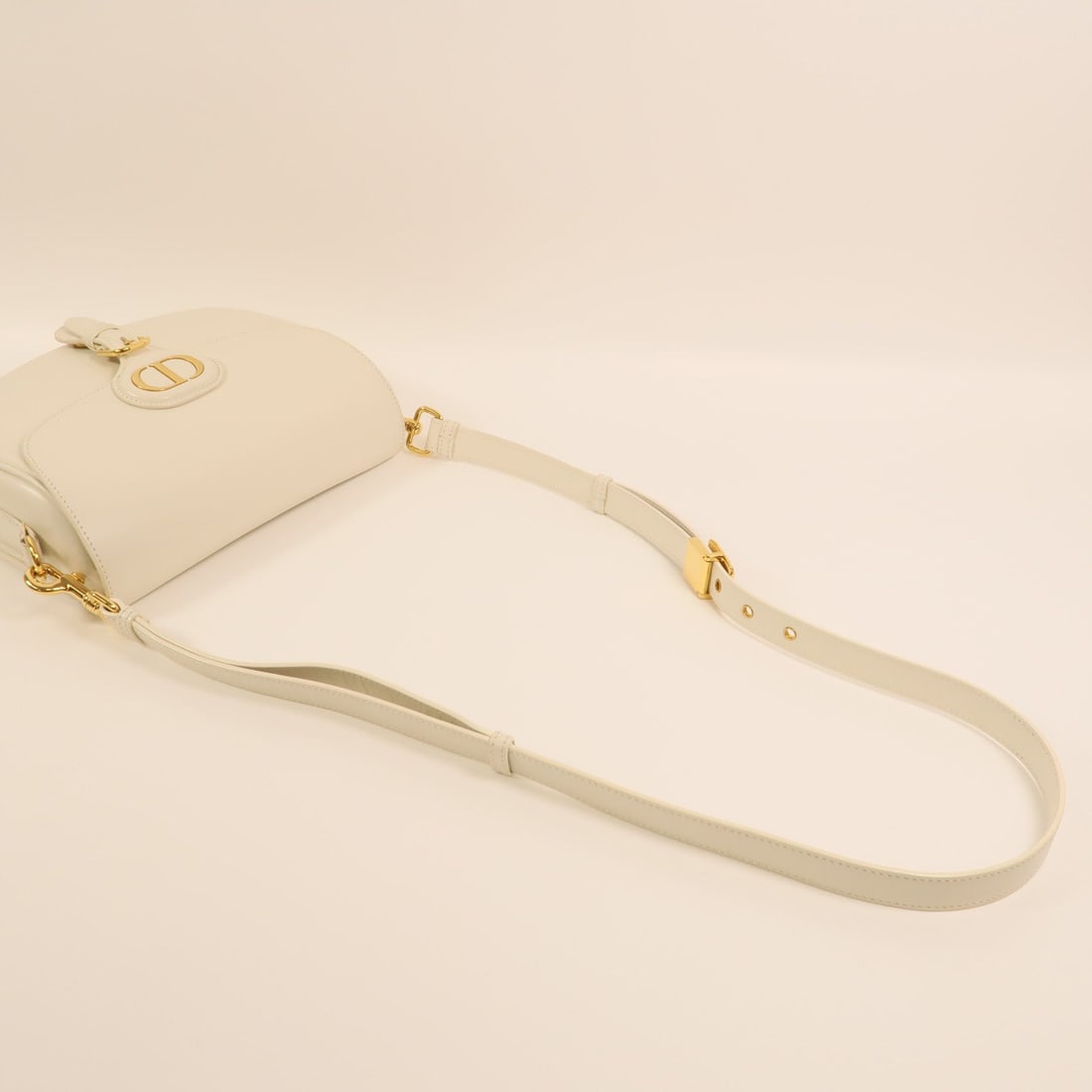 Dior CD GHW Bobby Medium White - 8