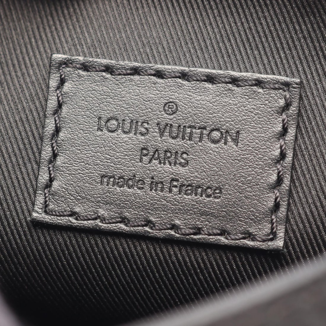 LV Christopher XS Black - 4