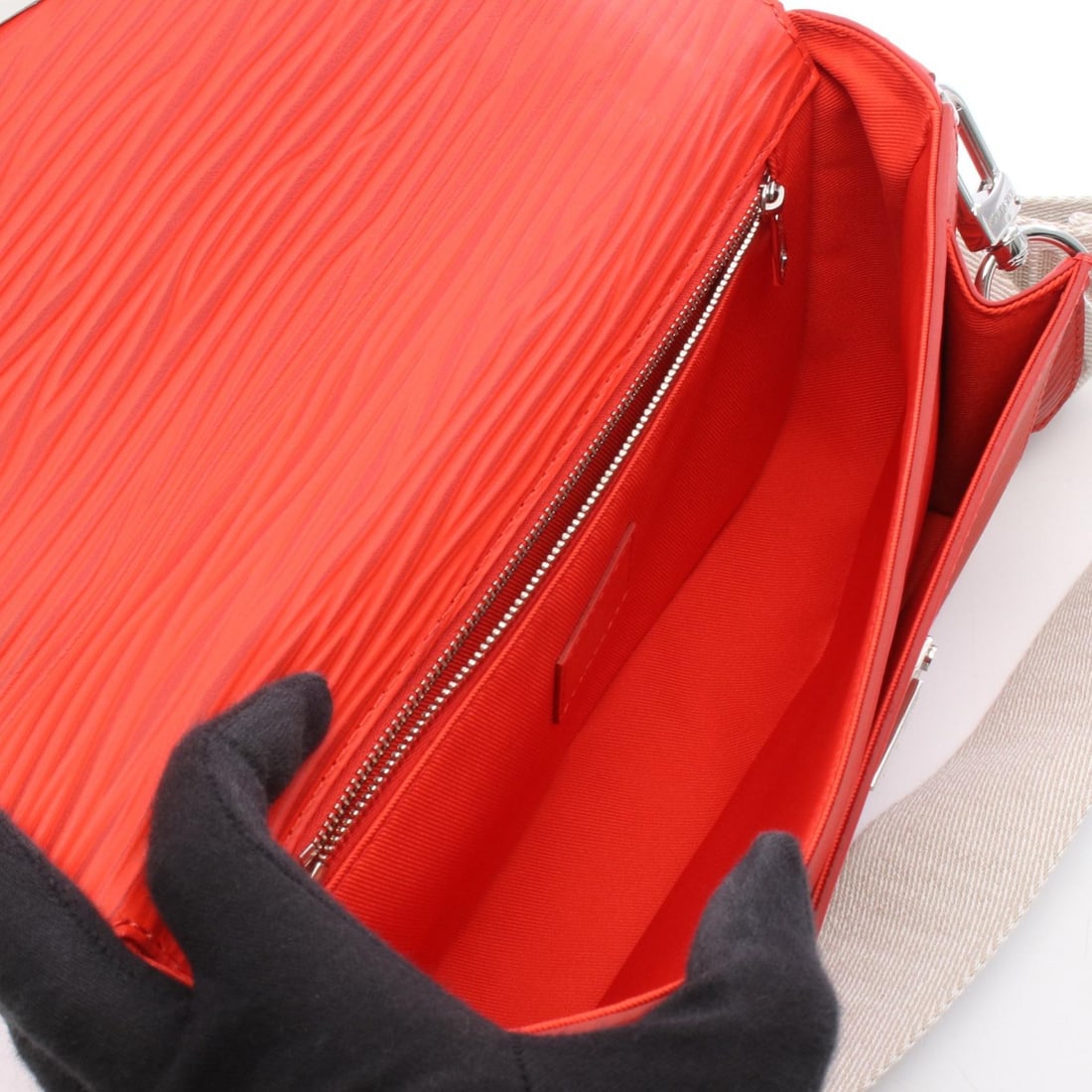 LV Monceau Distorted Rouge - 3