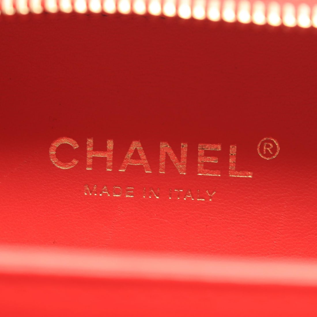 Chanel GHW Figley Vanity Red - 4