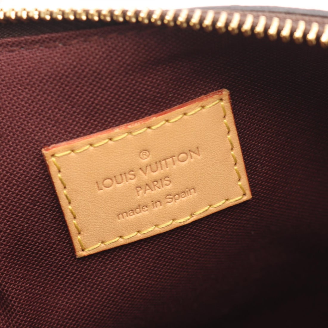 LV Mabillon Monogram Brown: Brown Mabillon shoulder crossbody bag in Monogram PVC coated canvas and leather. Model M41679. No accessories. 25 x 21 x 7 cm. Shoulder 106-116 cm.