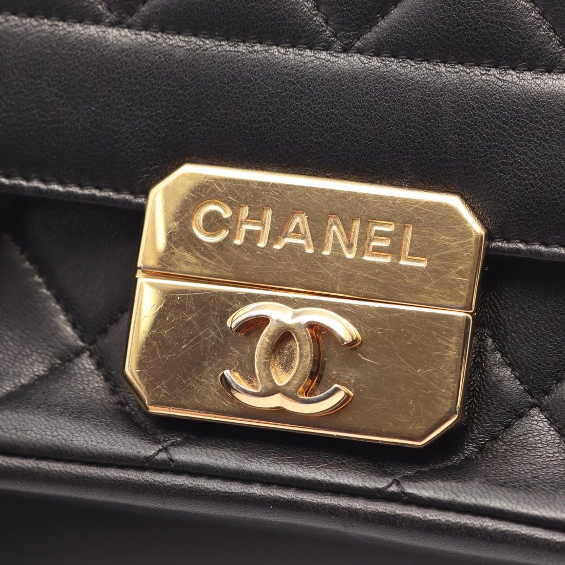 Chanel Chic With Me Black - 8