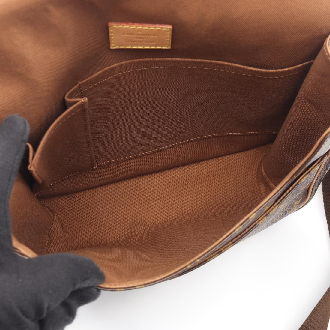 LV Bosphore Messenger PM - 3