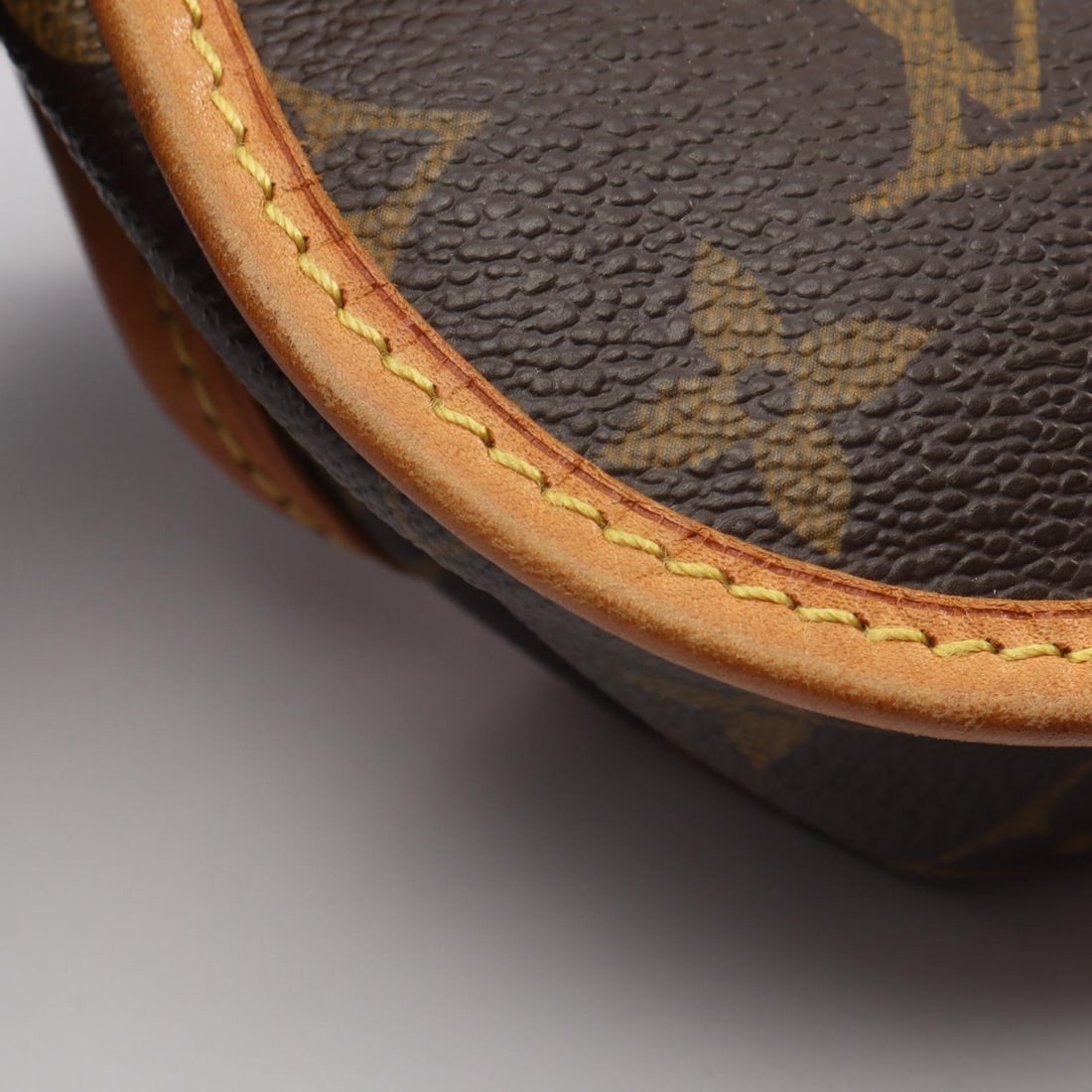 LV Bosphore Messenger PM - 7