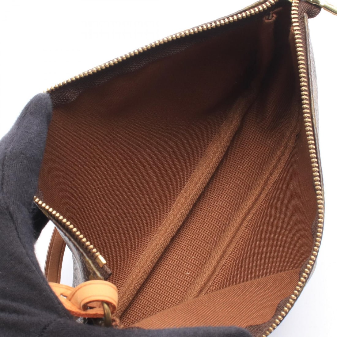 LV Pochette Accessoires Monogram - 3