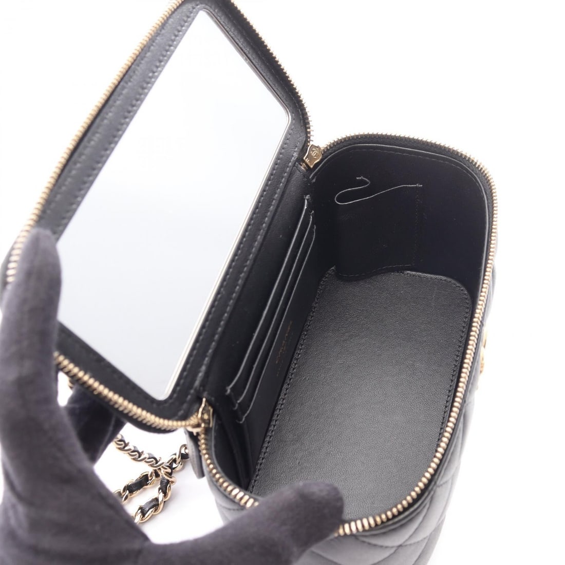 Chanel Matelasse Vanity Black - 3