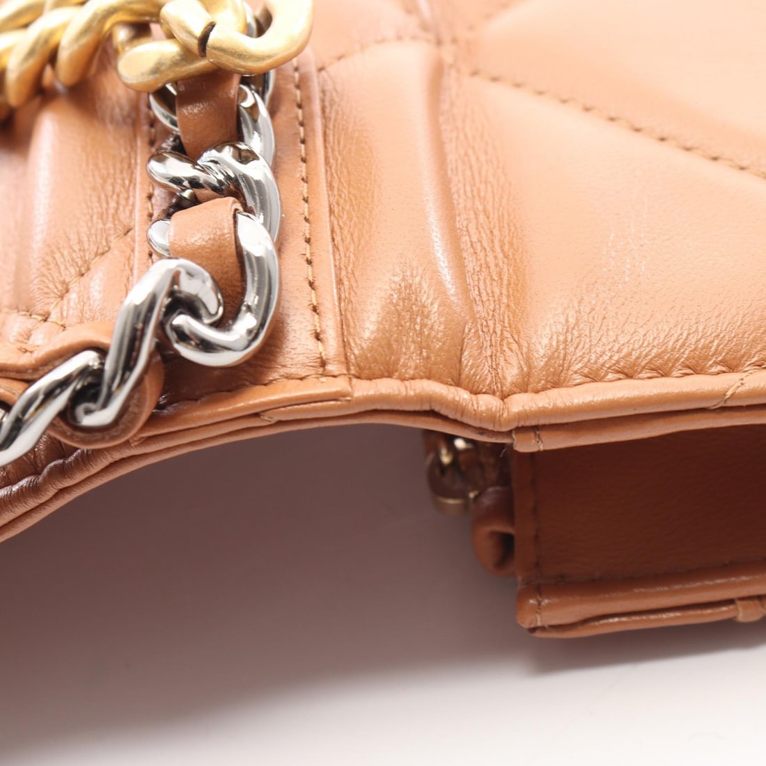 Chanel 19 2Way Brown - 7