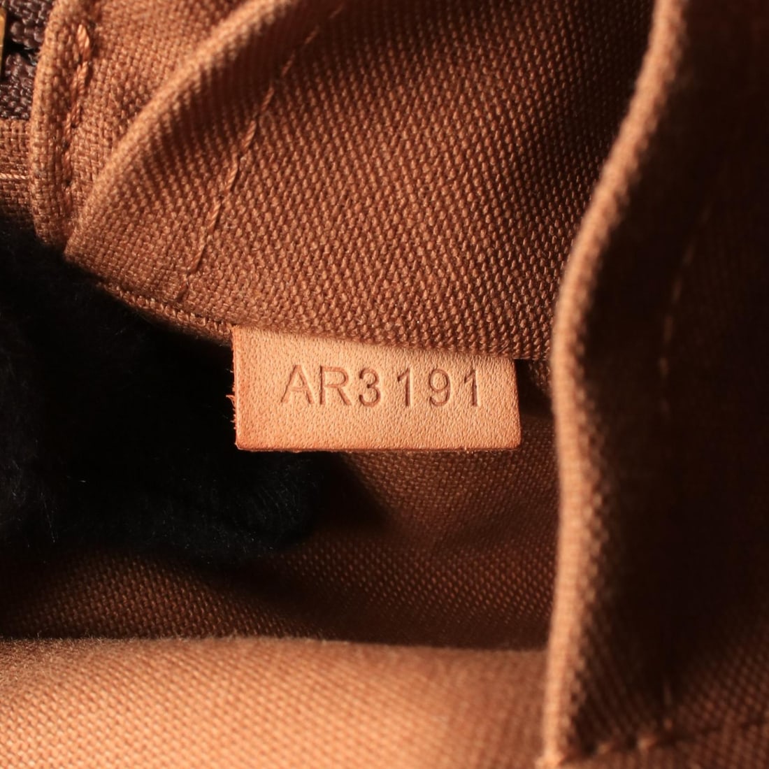 LV Trotter Bobour Monogram - 5