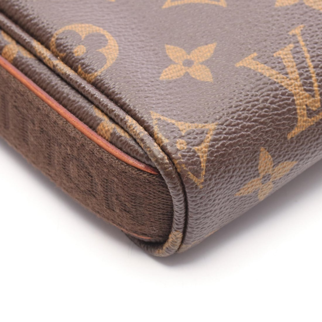 LV Trotter Bobour Monogram - 7