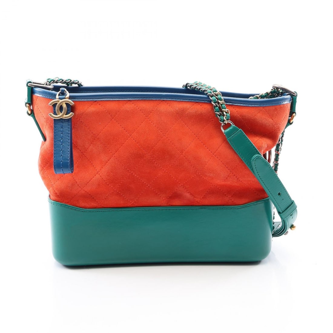 Chanel Gabrielle Large Hobo Orange: Orange, green, and blue Gabriel de Chanel large Hobo shoulder bag in suede leather. No accessories. 27 x 21.5 x 9.5 cm.