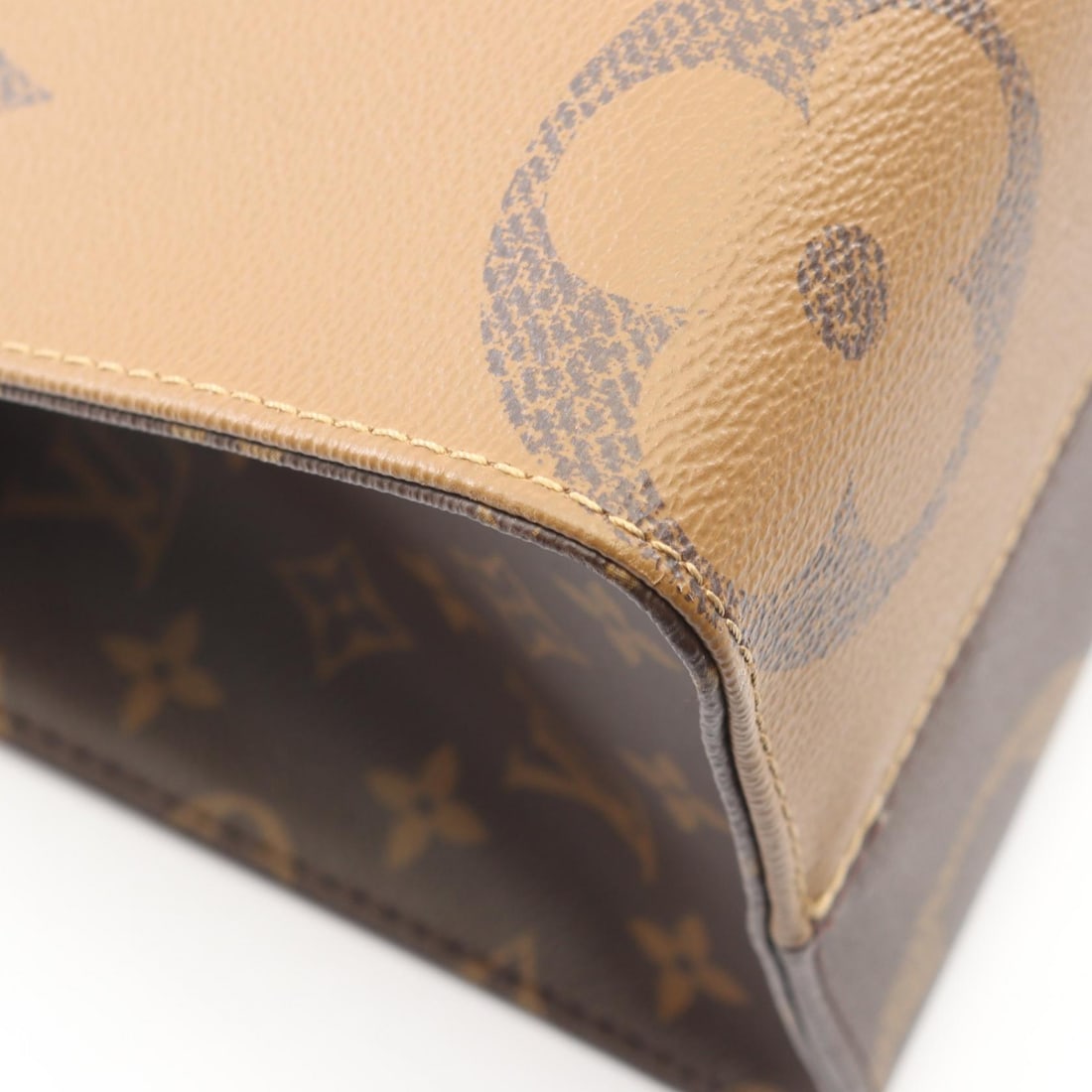LV OnTheGo MM Giant Reverse - 6